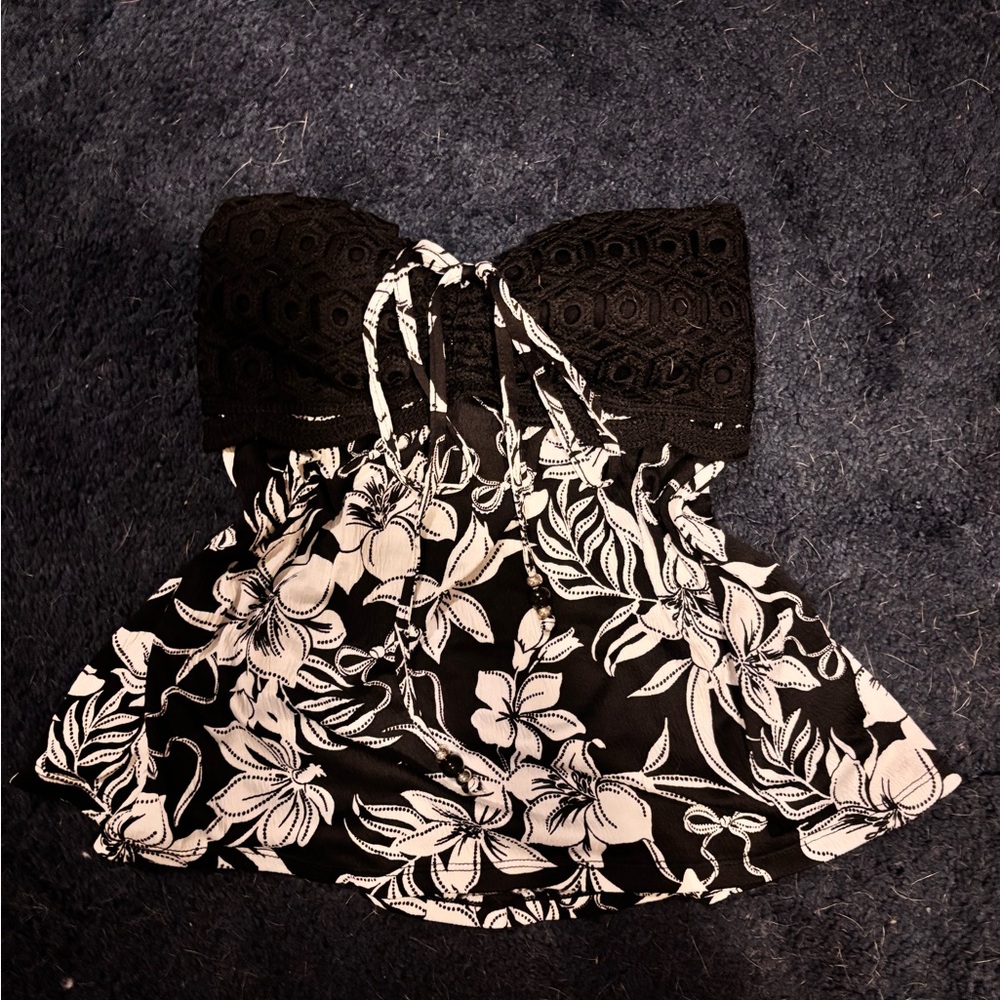 Black and White Floral Strapless Top